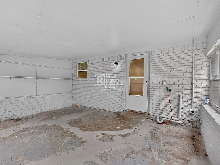 4401 Steven St — Photo 38