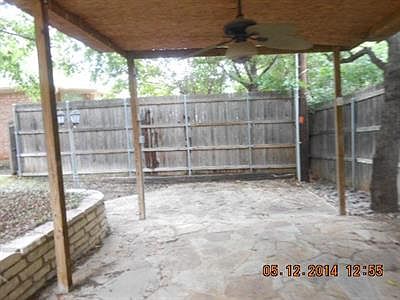3rd image of 3923 Cross Bend Dr