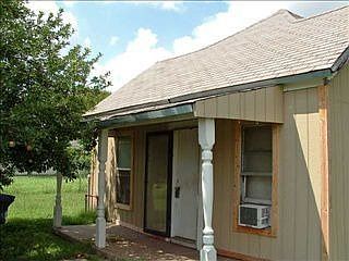 2nd image of 305 SW 11th St
