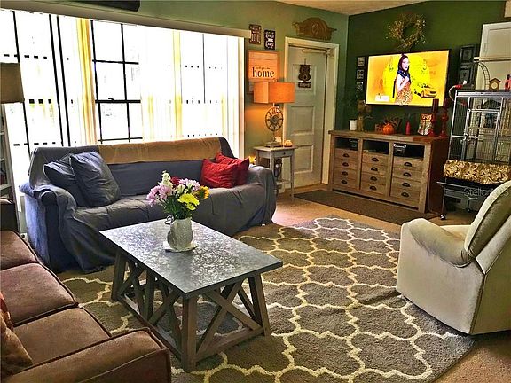 4th image of 606 N Woodlynne Ave