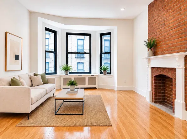 294 W 92nd St #4F, New York, NY 10025