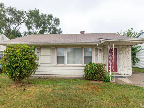 312 W Woodward Heights Blvd, Hazel Park, MI 48030