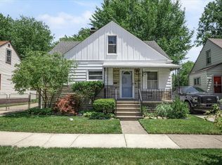 21896 Cyman Ave, Warren, MI 48091