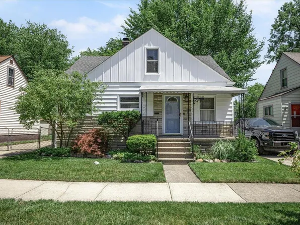 21896 Cyman Ave, Warren, MI 48091