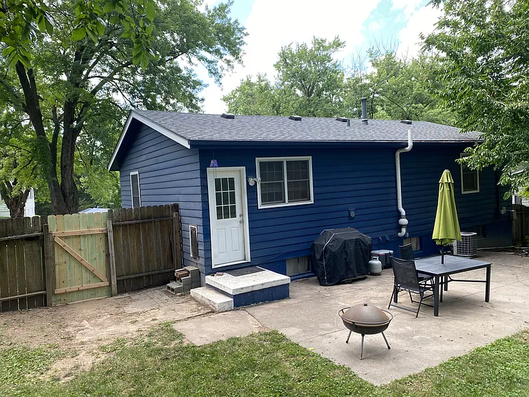 801 Terrace Ave — Photo 16
