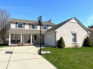 16079 Bayham Ct, Clinton Township, MI
