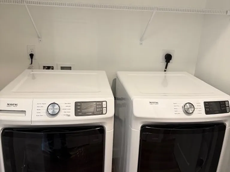 Brand New - War Eagle Apartments in the River Point District — Photo 61