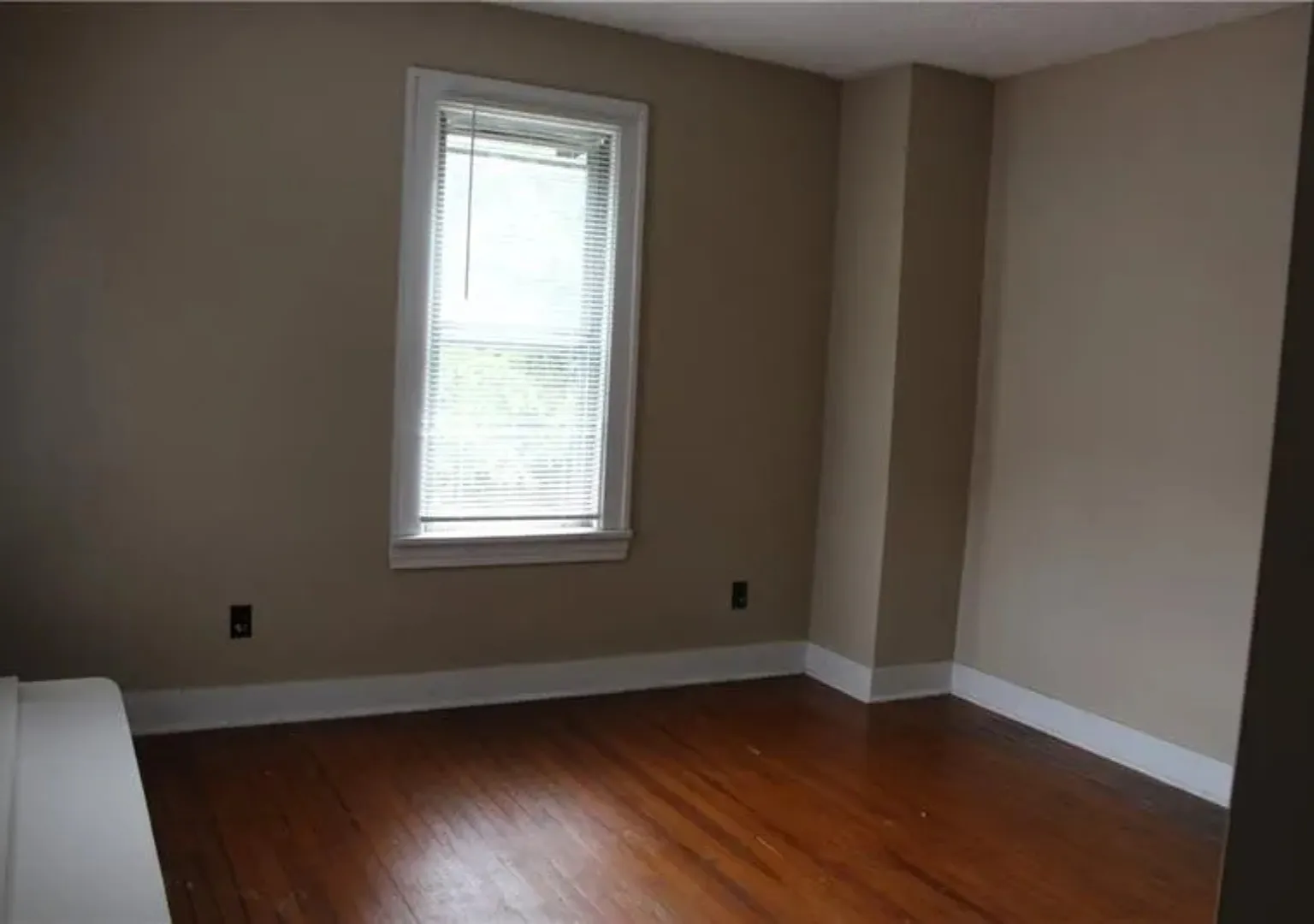 E High St, Waynesburg — Photo 1