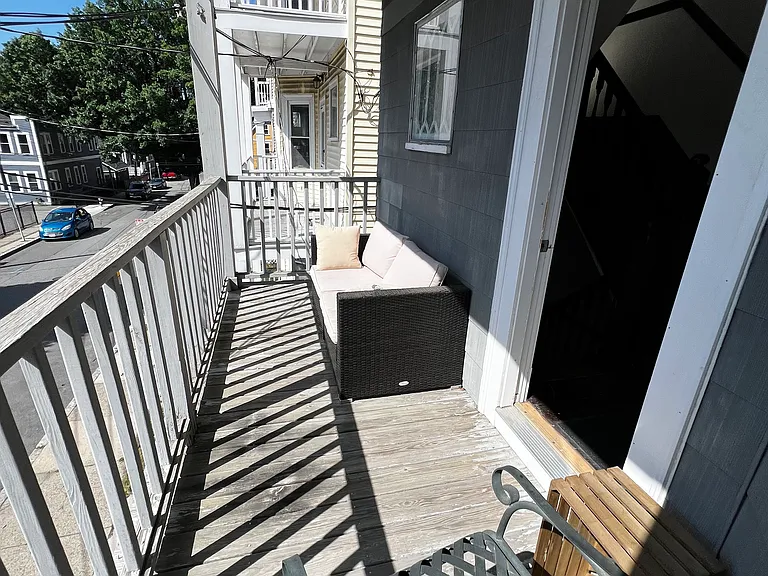 85 Newbury St #2 — Photo 32