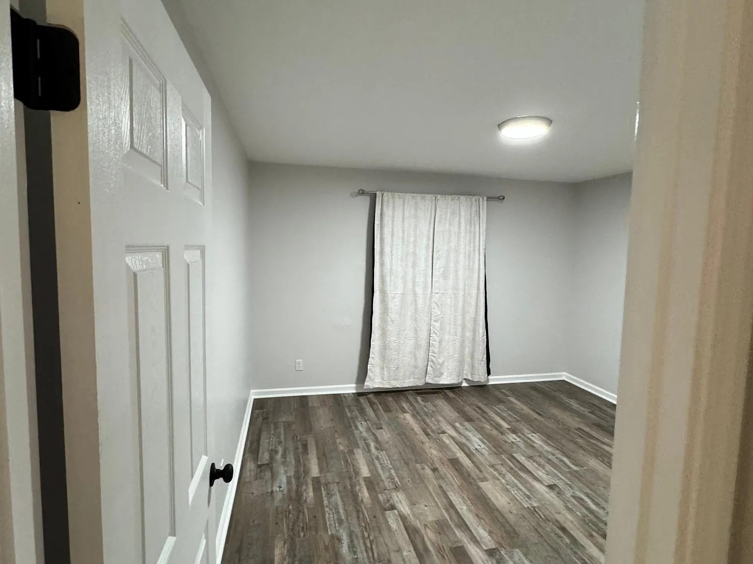93 Bayberry Dr — Photo 3