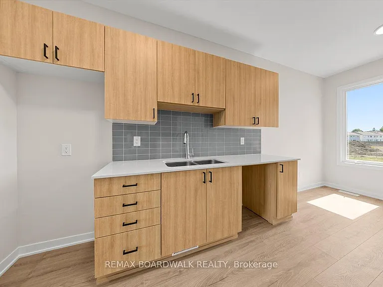 249 Lamarche Ave — Photo 7