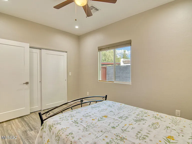 3304 E Elida St — Photo 24