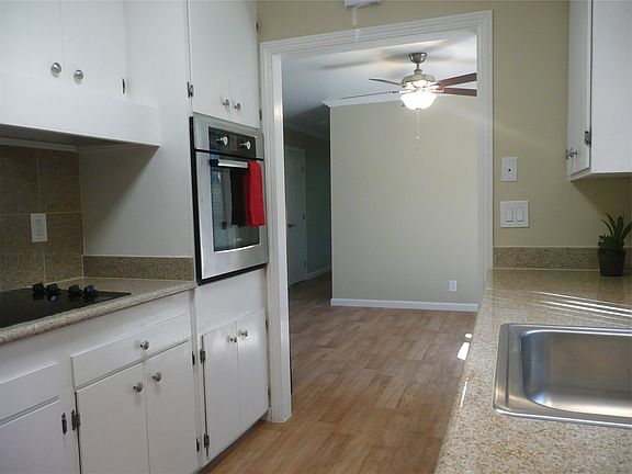 3rd image of 55 Pennsylvania Ave APT 1