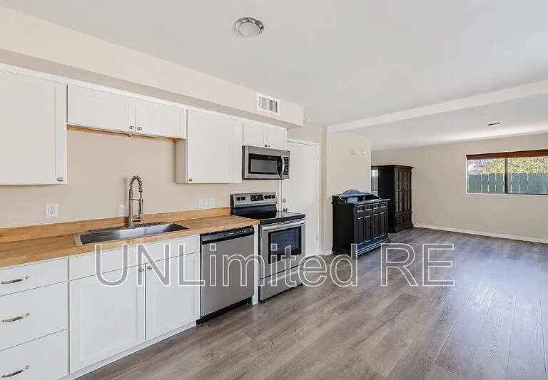 540 Panorama Blvd #B — Photo 5