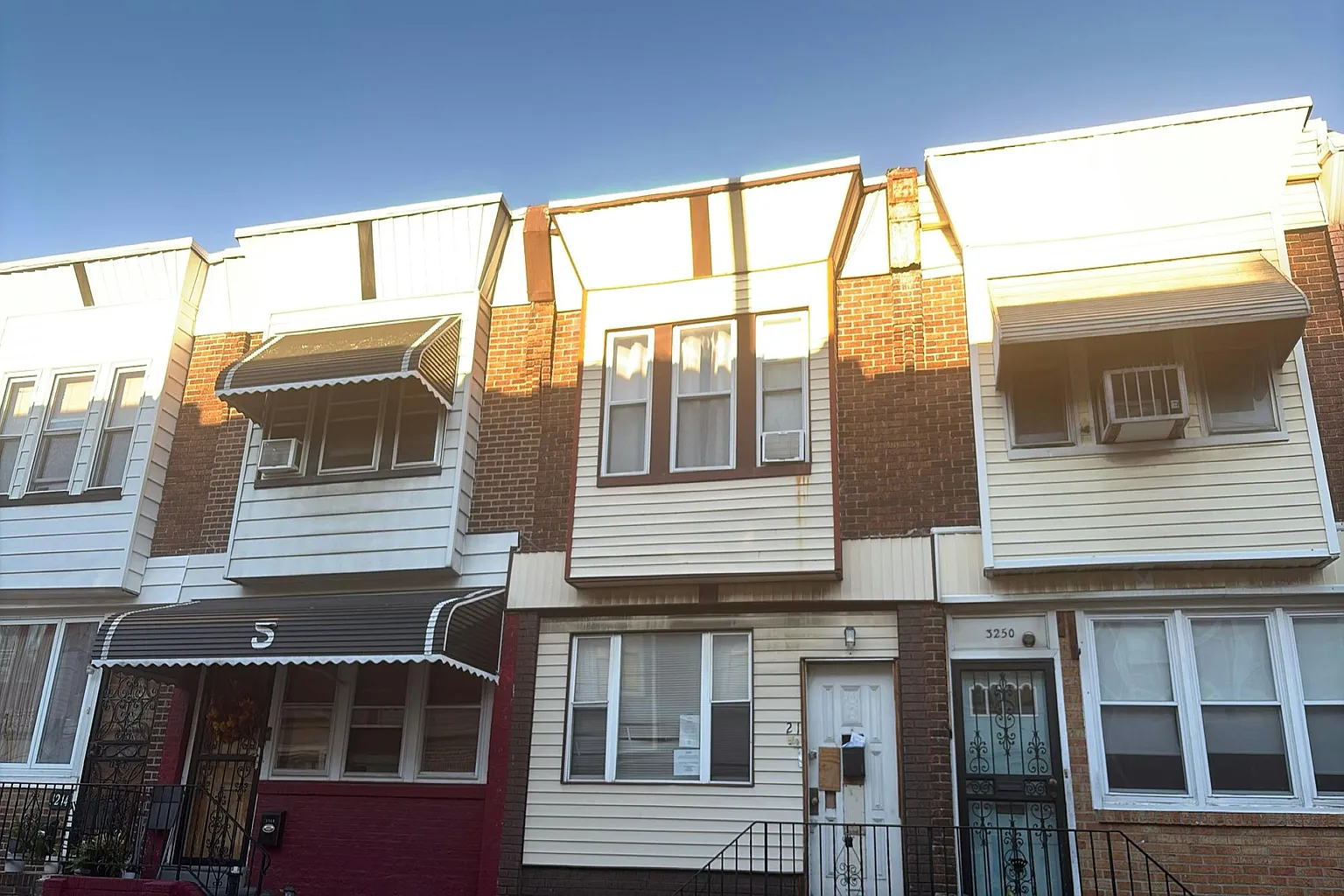 3248 N Newkirk St photo 1
