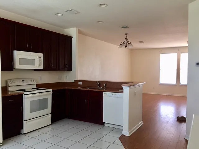 Open floor - Kitchen/Dining/Living Room - 3069 Merchants Row Blvd