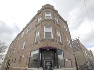 3545 W Fullerton Avenue #Second Floor, Chicago, IL 60647