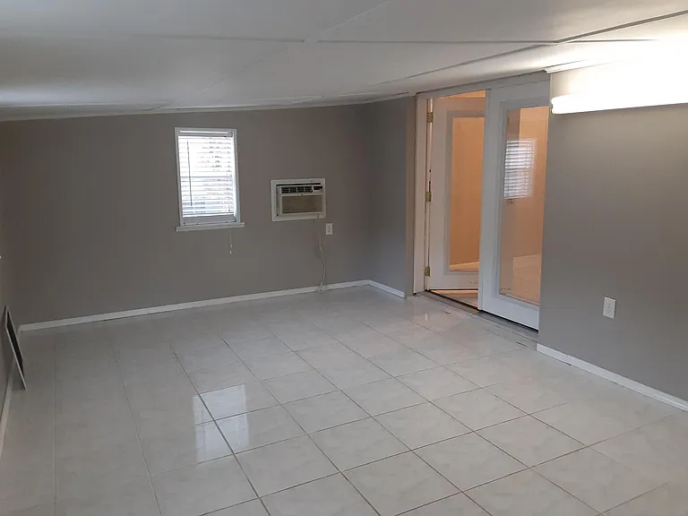 107 Walz Cir — Photo 14