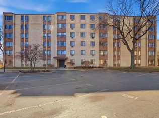9740 S Pulaski Rd APT 605, Oak Lawn, IL 60453