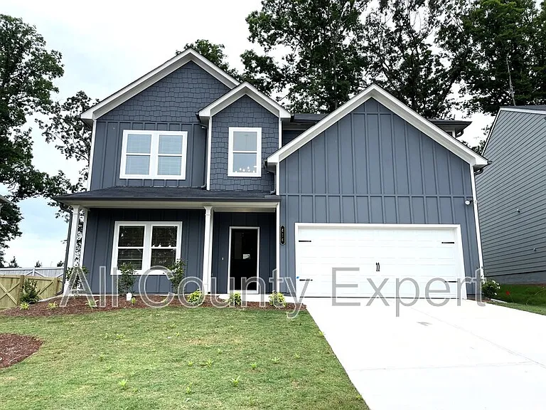 414 Fox Creek Dr — Photo 1