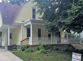 636 Parkwood St NE, Grand Rapids, MI 49503