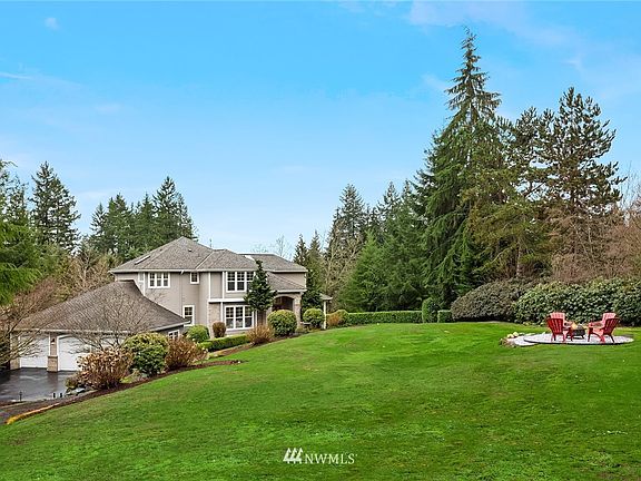 3rd image of 20031 NE 190th Ct