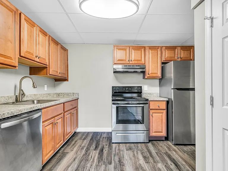 The Bellamy Apartments — Photo 10