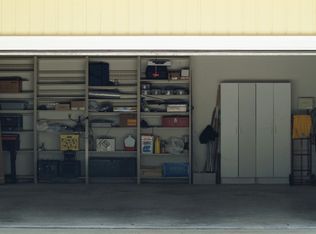 23 Hemingway Dr, Savannah, GA 31411