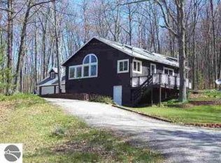 5844 Oak Rd, Rose City, MI 48654