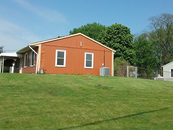 2nd image of 583 Crestwood Dr