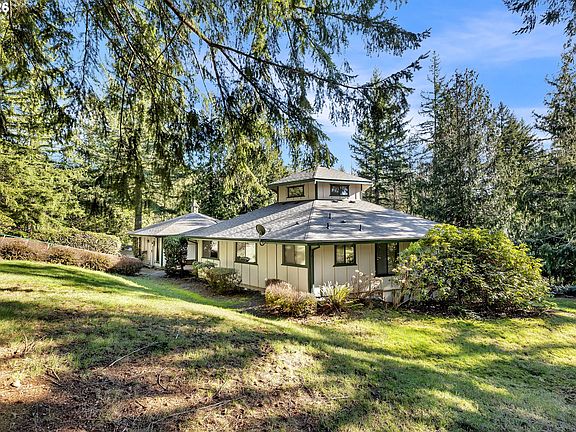 2nd image of 24813 NE Berry Rd