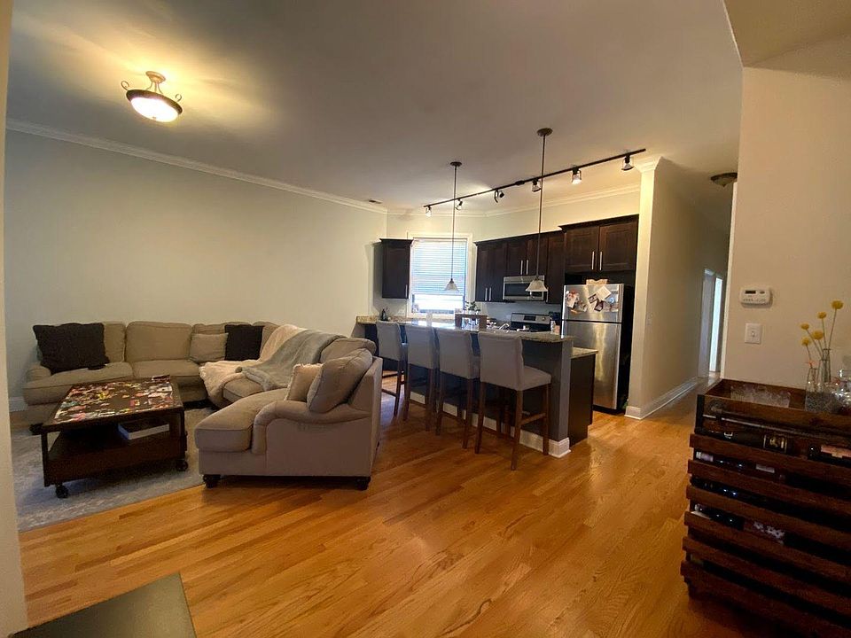 1st image of 851 N Lasalle St #4