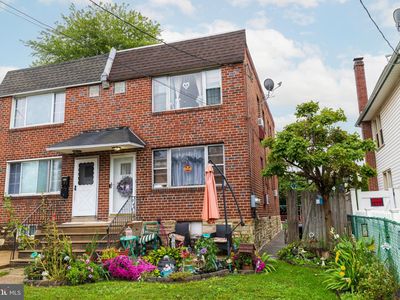 9527 Clark St, Philadelphia, PA, 19115