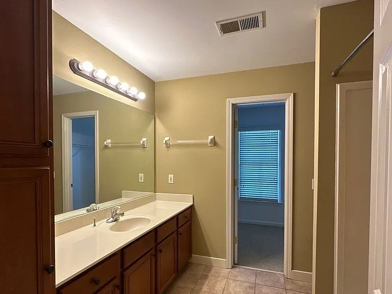 10135 Ridgewood Oak Dr — Photo 31