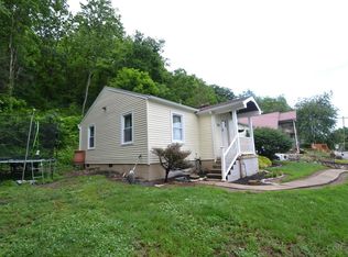 576 Mountain St, Aberdeen, OH 45101