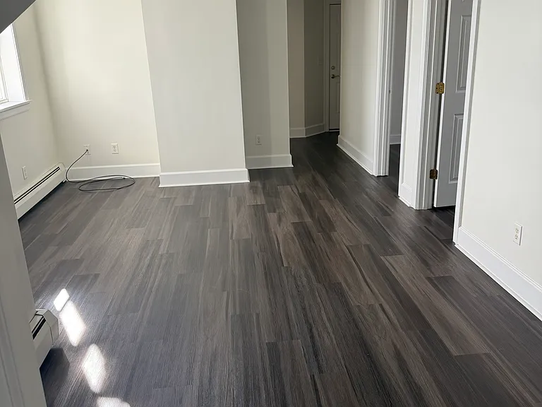 106 Osborne St #3 — Photo 1