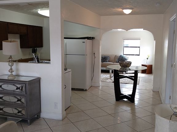 2nd image of 4764 SW 12th St