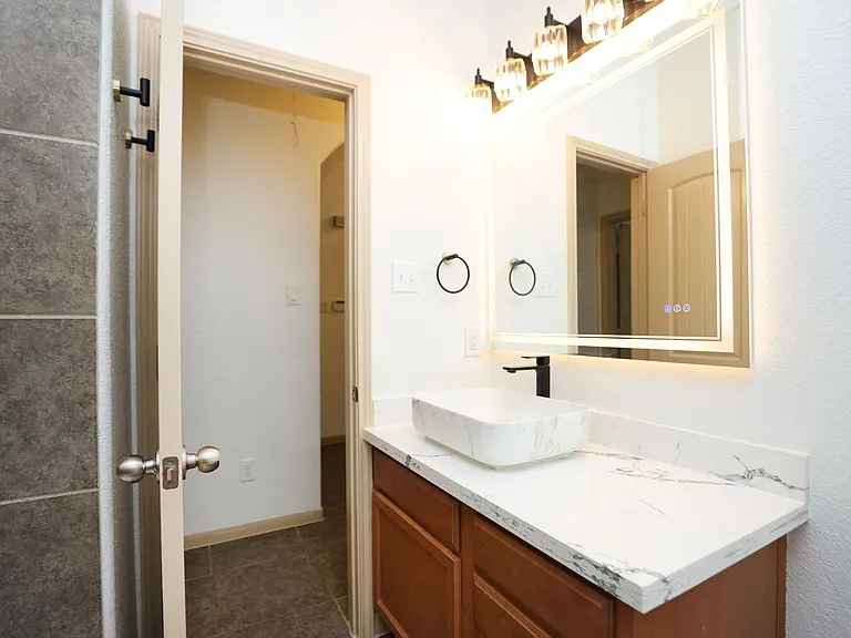 7042 Windy Run Ct — Photo 31