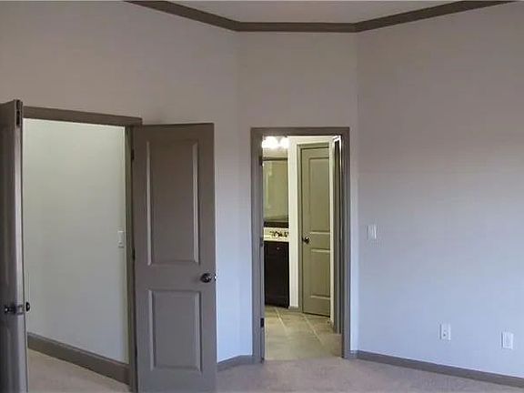 4th image of 6556 Bennington Bluff Ct