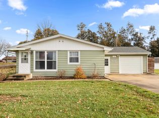 407 N Laurel St, Elmwood, IL 61529