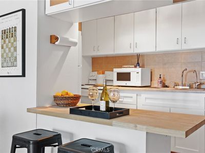 225 W 6th St APT 515, Long Beach, CA, 90802