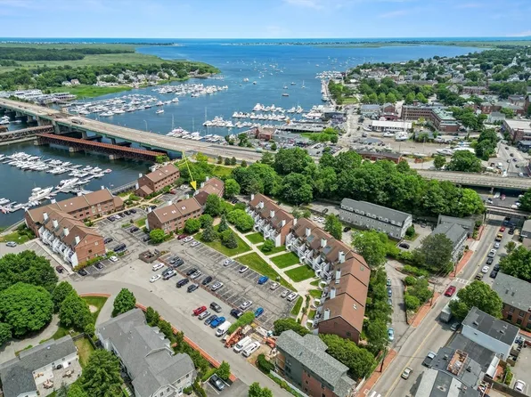 126 Merrimac St Unit 35, Newburyport, MA 01950