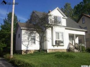 5227 Lee Rd, Maple Heights, OH 44137