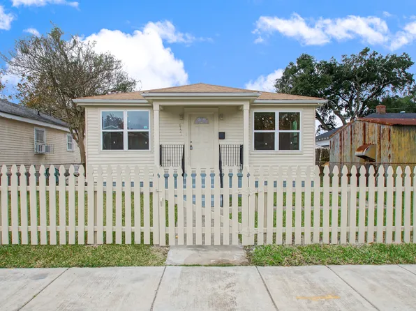 812 Gordon St, New Orleans, LA 70117