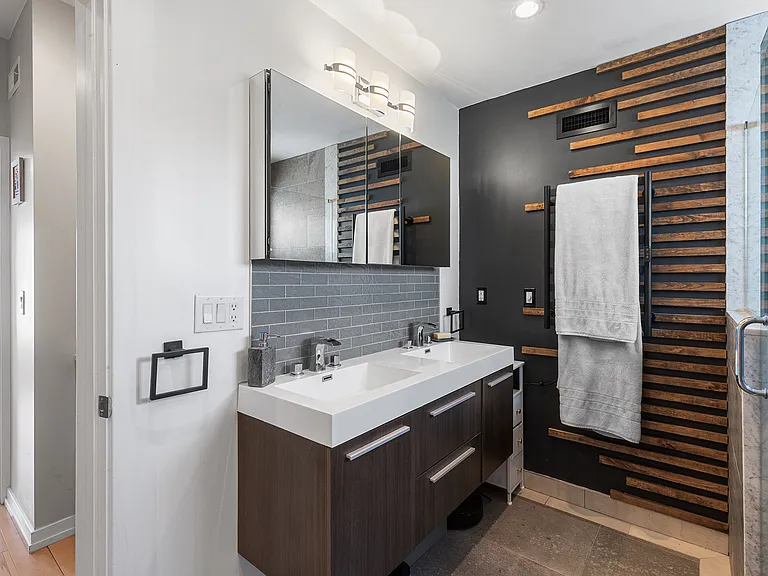 1204A S Bucknell St — Photo 17