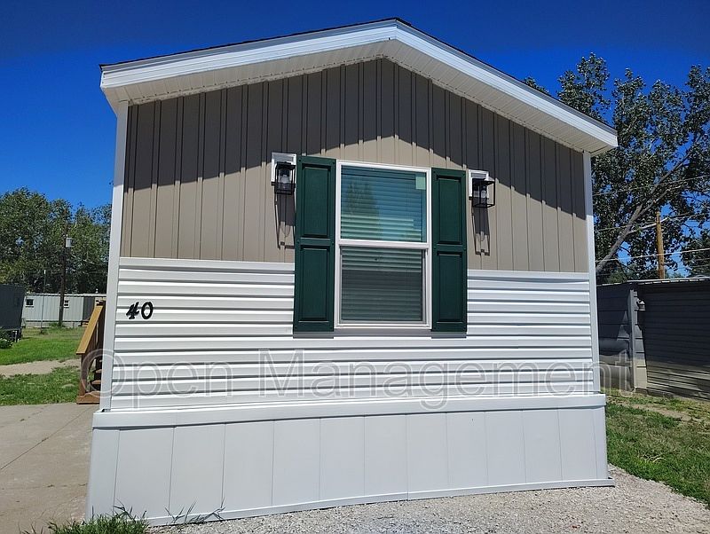 1st image of 120 Terry Blvd Lot 40