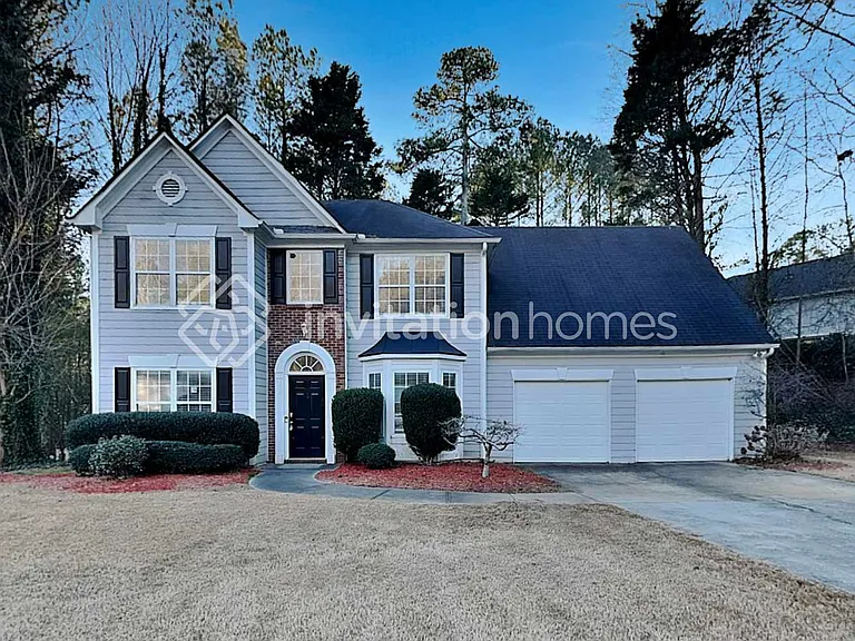 3262 Ashgrove Ln SW — Photo 1