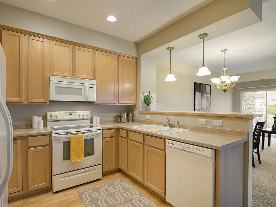 Regency Hill Apartments