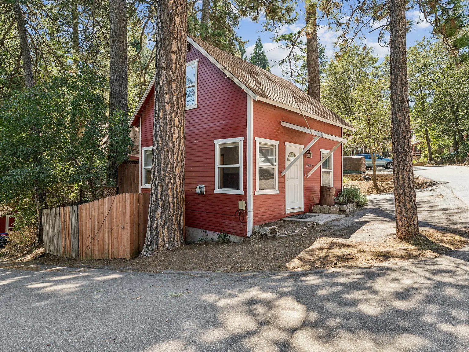 1 bed, 1000 sqft, $1,595 — Photo 4