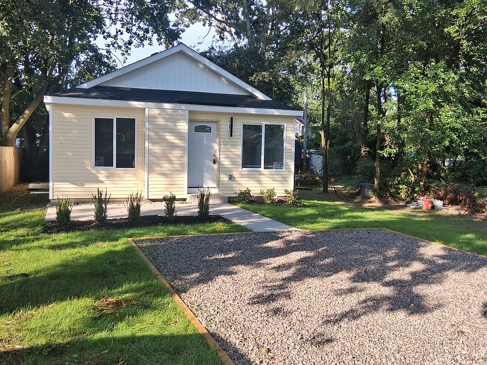 1st image of 2775 Wisner Blvd